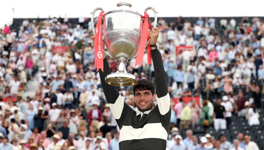 Alcaraz vuelve a reinar en Queen’s