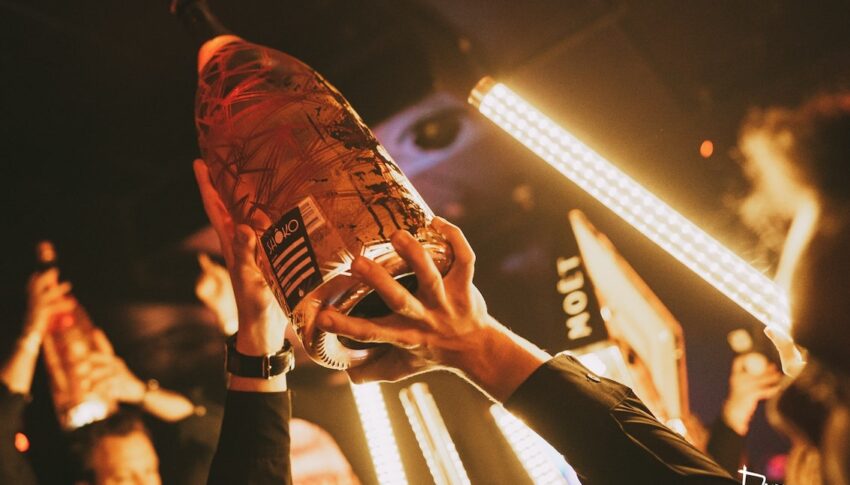 Despide el año con estilo en Cirque le Soir Londres