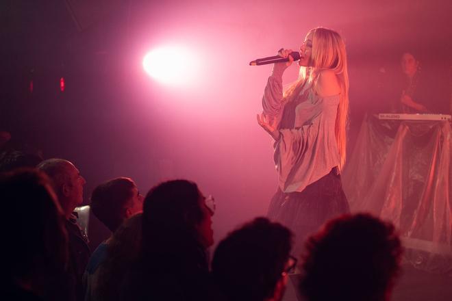 Maria Hein, ángel, samurái y pitonisa en la presentación de ‘Katana’